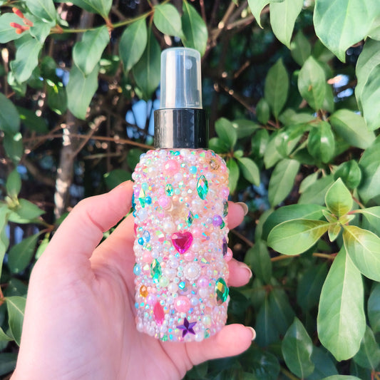 🪻BEDAZZLED LAVENDER MIST BOTTLE🪻